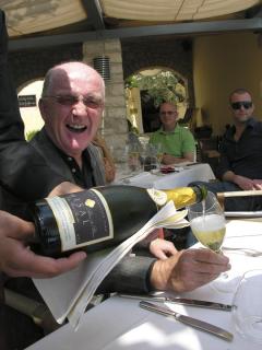 Oz enjoying the Misal fizz