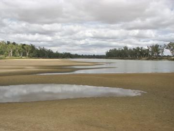 effects of drought: Murray River © Robert Grieger
